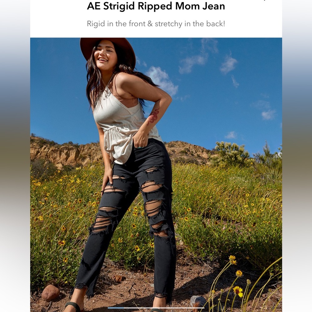 ✨AE Mom Jeans✨
